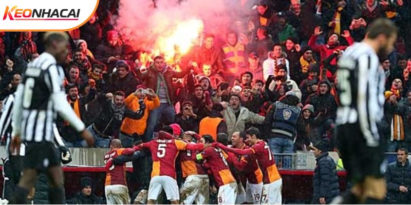 Galatasaray vs Juventus luôn là thử thách cực đại