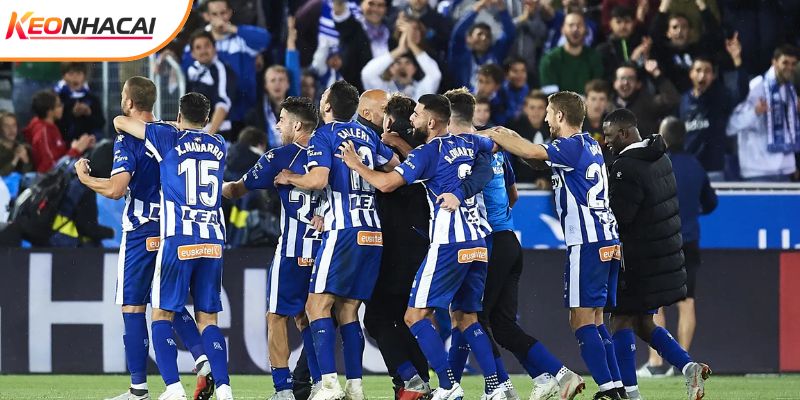 Hai đội đang khá cân tài cân sức