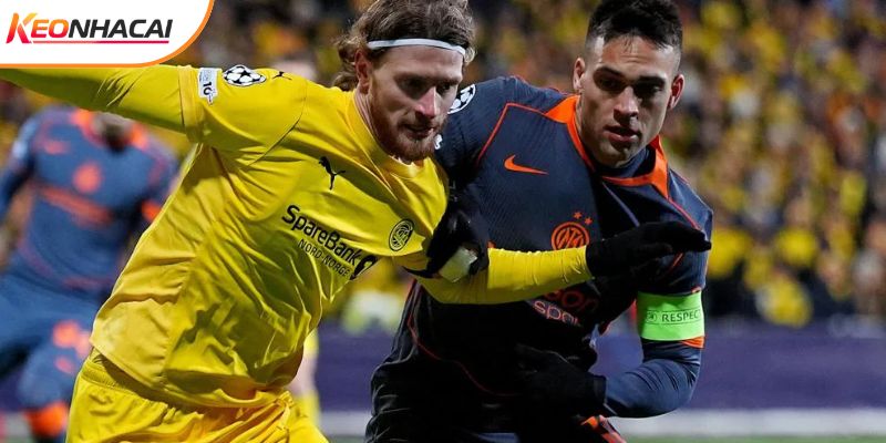 Thành tích đối đầu của cả hai như thế nào?